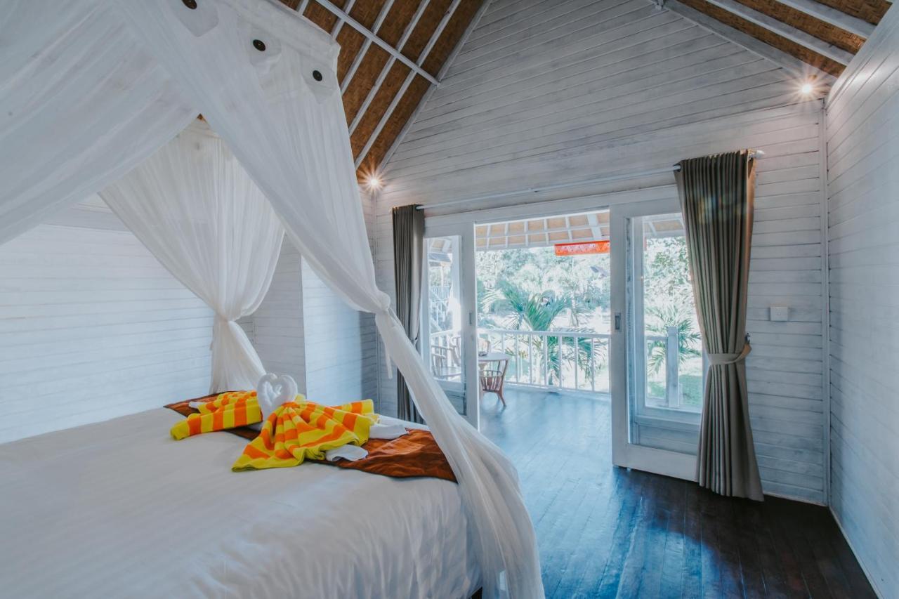Paluh Beach Huts Нуса-Лембонган Экстерьер фото